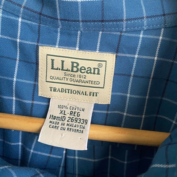 LL Bean casual shirt - Picture 3 of 4